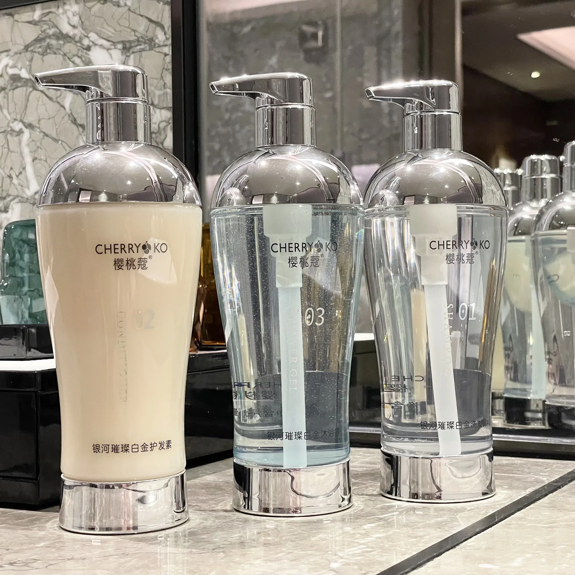 Glimmering Galaxy Shower Gel P - Perfume Fragrance Shampoo 리뷰 및 가격
